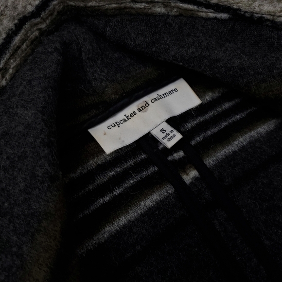 Cupcakes & Cashmere Wool Blend Grey Heather Stripe Waterfall Cardigan Wr… - Picture 8 of 13